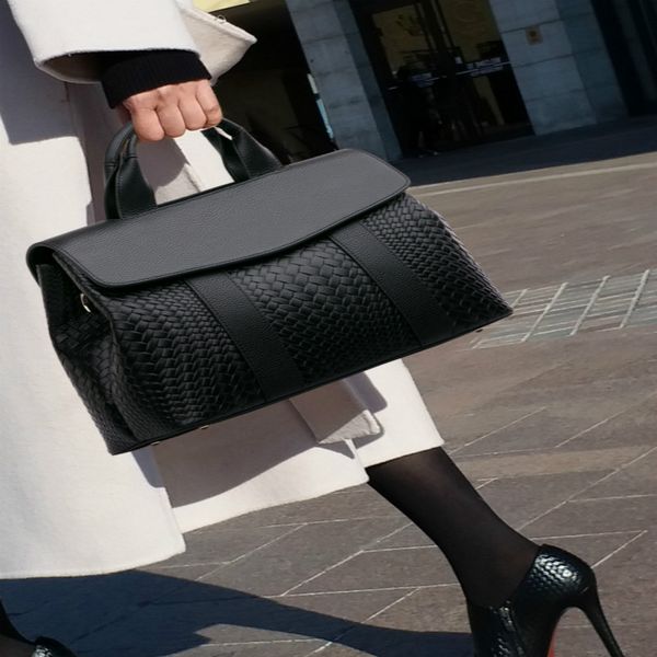 ladies bags fashion atmosphere women's bags large capacity messenger bag women 2020 shoulder korean style split leather handbag
ladies bags fashion atmosphere women's bags large capacity messenger bag women 2020 shoulder korean style split leather handbag