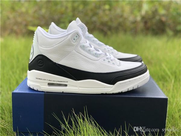 2020 authentic air fragment design 3 sp white black men basketball shoes sports sneakers with original box da3595-100
2020 authentic air fragment design 3 sp white black men basketball shoes sports sneakers with original box da3595-100