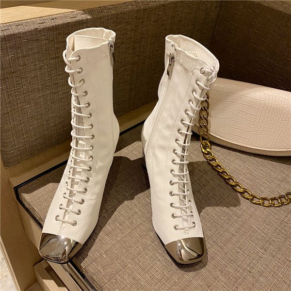 new autumn early winter shoes women high heels boots fashion ladies square heels ankle boots female black white shoes yx2651
new autumn early winter shoes women high heels boots fashion ladies square heels ankle boots female black white shoes yx2651