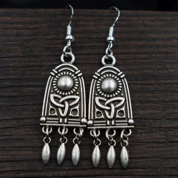 dangle & chandelier troika classic norse design with dangles erring viking nordic celtic style earrings, Silver
dangle & chandelier troika classic norse design with dangles erring viking nordic celtic style earrings, Silver