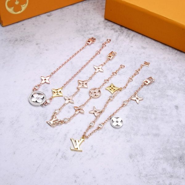 fashion jewelry sets lady 316l titanium steel four leaf flower v letter 18k plated gold double deck necklaces bracelet with box r9, Golden;silver
fashion jewelry sets lady 316l titanium steel four leaf flower v letter 18k plated gold double deck necklaces bracelet with box r9, Golden;silver