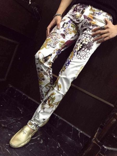 men's jeans 28-38 slim male fashion personality flower 2021 print trousers skinny pants singer costumes, Blue
men's jeans 28-38 slim male fashion personality flower 2021 print trousers skinny pants singer costumes, Blue