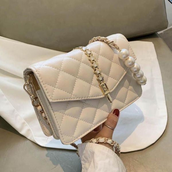lattice square crossbody bag 2020 fashion new leather women's designer handbag pearl chain shoulder messenger bag
lattice square crossbody bag 2020 fashion new leather women's designer handbag pearl chain shoulder messenger bag
