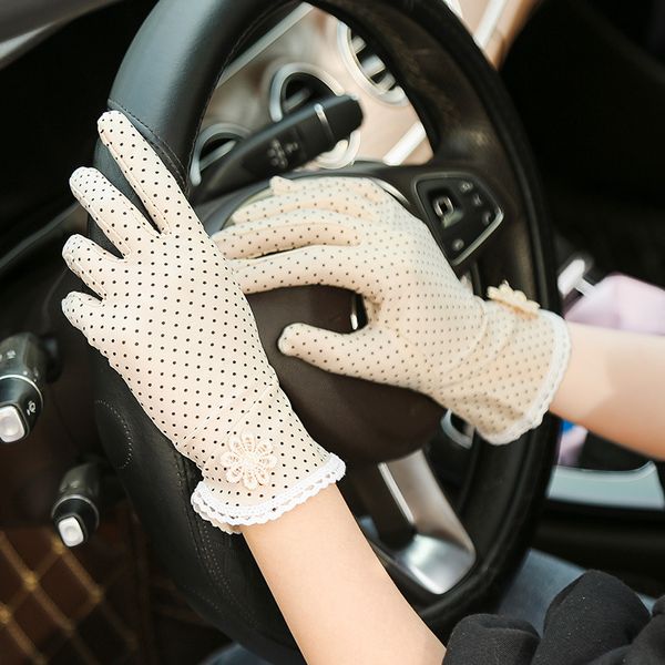1 pair women sunscreen gloves summer dots spandex gloves anti-uv short driving glove elastic thin etiquette glove high quality, Blue;gray
1 pair women sunscreen gloves summer dots spandex gloves anti-uv short driving glove elastic thin etiquette glove high quality, Blue;gray