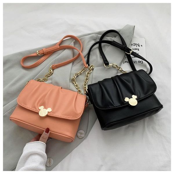 chain handbag women shoulder crossbody bag 2020 trend high qualtiy pu leather ladies messenger bag fashion shopper tote sac
chain handbag women shoulder crossbody bag 2020 trend high qualtiy pu leather ladies messenger bag fashion shopper tote sac