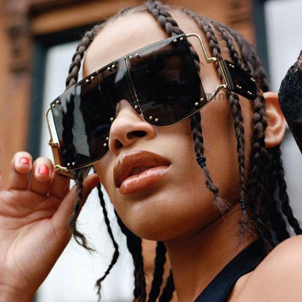 2020 oversized mirror sunglasses women men pink gray sun glasses one-piece windproof goggles mirror mask sunglass fml, White;black
2020 oversized mirror sunglasses women men pink gray sun glasses one-piece windproof goggles mirror mask sunglass fml, White;black