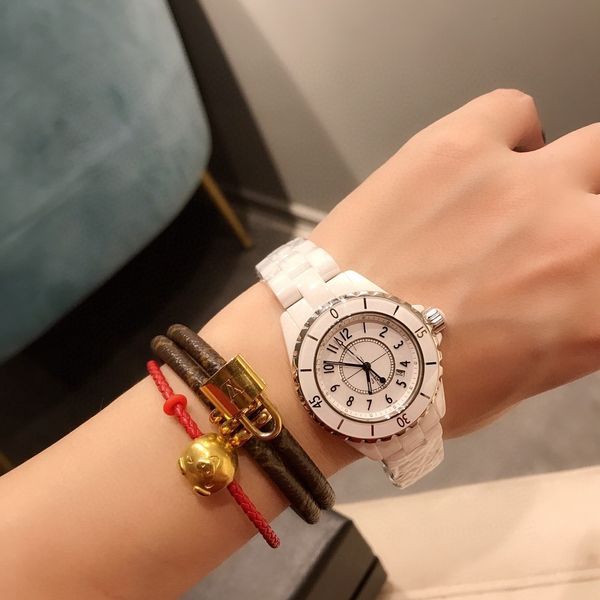 2020 fashion women watch working multifunction women's fashion casual brand watch casual luxury famous women watches0127, Slivery;brown
2020 fashion women watch working multifunction women's fashion casual brand watch casual luxury famous women watches0127, Slivery;brown