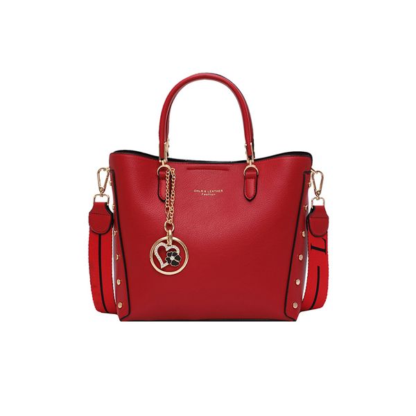 women's 2020 new trendy women fashion pendant design travel handbag women's classic simple shoulder bag wild handbag
women's 2020 new trendy women fashion pendant design travel handbag women's classic simple shoulder bag wild handbag