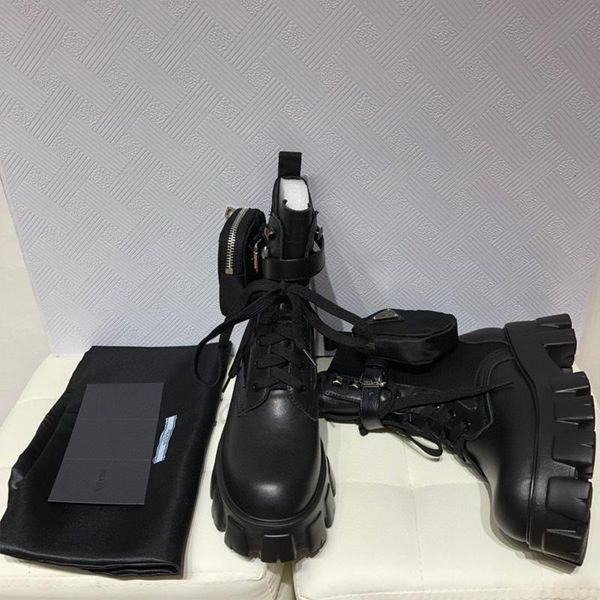 designer womens monolith motorcycle boots luxury black knee-high bag boots platform with box size 35-40
designer womens monolith motorcycle boots luxury black knee-high bag boots platform with box size 35-40