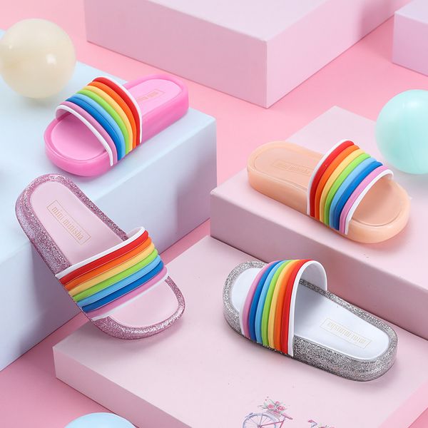 flashing lights sandals baby girl cute shoes children's slippers summer new girls led sandals soft soles non-slip slippers
flashing lights sandals baby girl cute shoes children's slippers summer new girls led sandals soft soles non-slip slippers