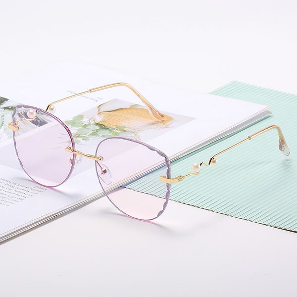 korean 2020 flat lens fashion women's sunglasses anti blue myopia ultra light spectacle frame personality gold edge fashion eyeglass fr, White;black
korean 2020 flat lens fashion women's sunglasses anti blue myopia ultra light spectacle frame personality gold edge fashion eyeglass fr, White;black