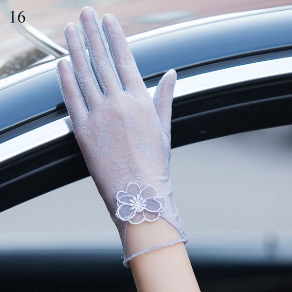1 pair summer women autumn uv sunscreen short sun gloves fashion silk lace driving of thin touch screen gloves, Blue;gray
1 pair summer women autumn uv sunscreen short sun gloves fashion silk lace driving of thin touch screen gloves, Blue;gray
