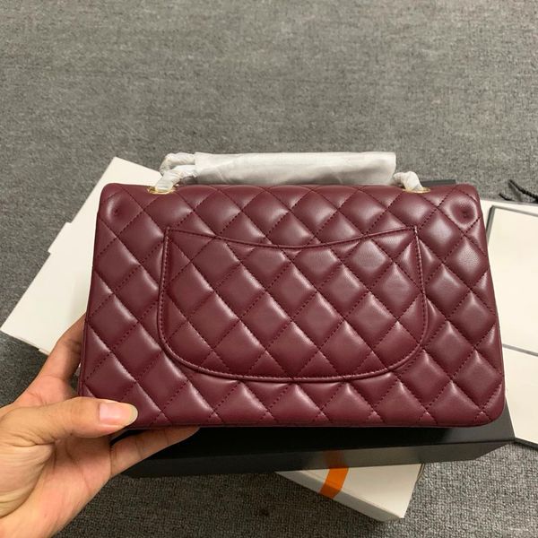 wholesale burgundy design purse,calf leather/lamb leather 4colors for chosen,fast delivery. contact me for details
wholesale burgundy design purse,calf leather/lamb leather 4colors for chosen,fast delivery. contact me for details