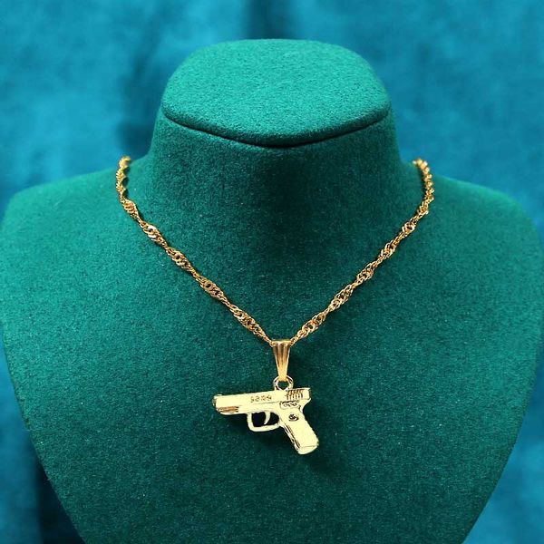 quality punk hip hop pistol submachine pendant necklace for women men gold color metal long chain necklace fashion jewelry
quality punk hip hop pistol submachine pendant necklace for women men gold color metal long chain necklace fashion jewelry
