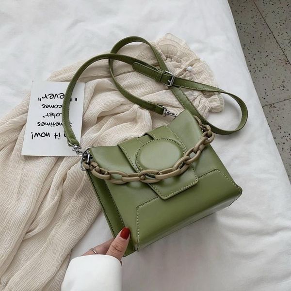 new luxury thick chain female shoulder handbags mini pu leather bucket bags for women solid color ladies' travel crossbody bags
new luxury thick chain female shoulder handbags mini pu leather bucket bags for women solid color ladies' travel crossbody bags