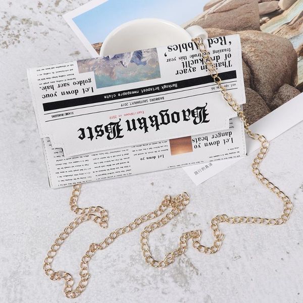 1pc 2020 women joker messenger bag chain shoulder bag personality fashion small square newspaper news styling bags bolso mujer
1pc 2020 women joker messenger bag chain shoulder bag personality fashion small square newspaper news styling bags bolso mujer