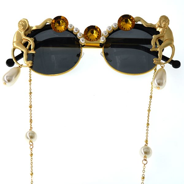 2020 lady gold monkey baroque sunglasses brand metal retro leopard frame beach metal chain pearl round sun glasses for women, White;black
2020 lady gold monkey baroque sunglasses brand metal retro leopard frame beach metal chain pearl round sun glasses for women, White;black