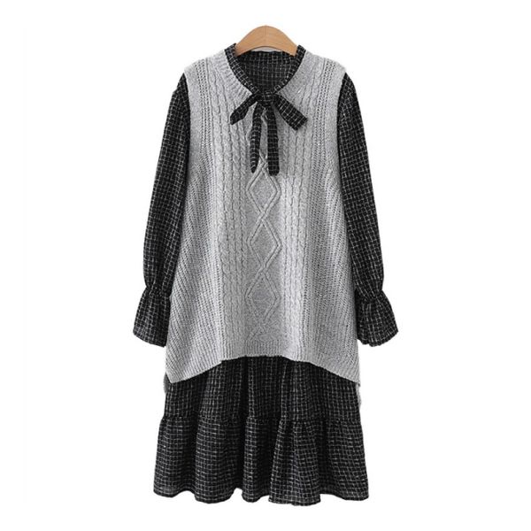 women's tracksuits two piece sets clothes for women petal sleeve tie collar black plaid a-line dress and sleeveless knitted vest 2021 a, Gray
women's tracksuits two piece sets clothes for women petal sleeve tie collar black plaid a-line dress and sleeveless knitted vest 2021 a, Gray
