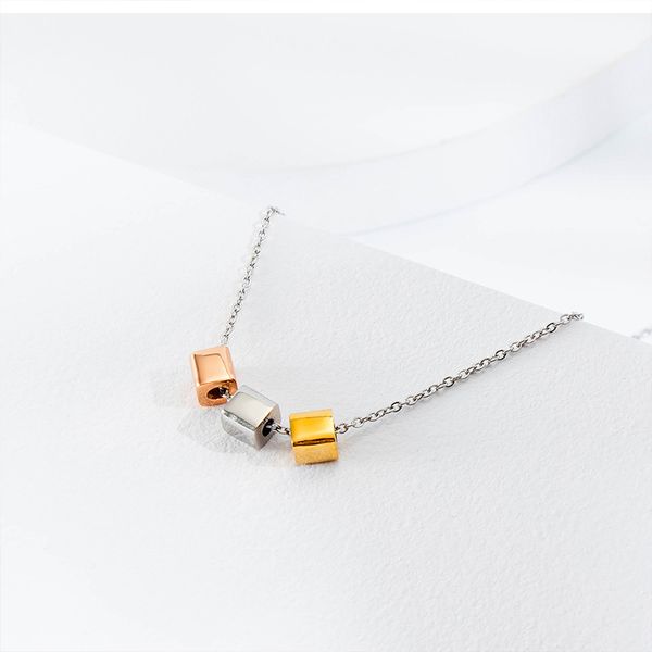 square necklaces for womens stainless steel chain necklace pendant jewelry on the neck gold necklace gifts for women accessorie, Silver 
square necklaces for womens stainless steel chain necklace pendant jewelry on the neck gold necklace gifts for women accessorie, Silver