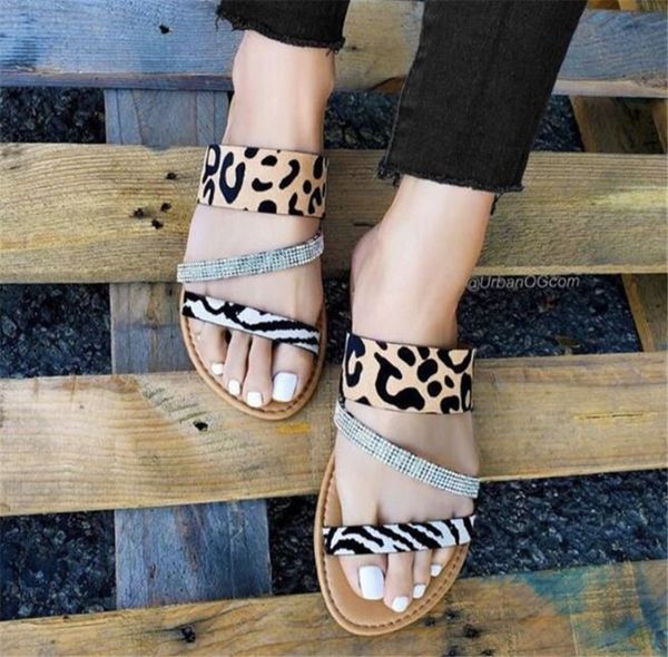 lady flat leisure shoes woman outside beach slip slides mujer 2020 summer crystal bling slippers women leopard print, Black
lady flat leisure shoes woman outside beach slip slides mujer 2020 summer crystal bling slippers women leopard print, Black