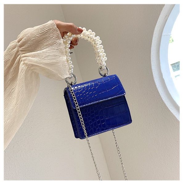 женщины crossbody сумка 2020 новых небольшая сумочка для женского кожаного небольшого лоскута плеча сумки дамы посланники монеты клатчей
женщины crossbody сумка 2020 новых небольшая сумочка для женского кожаного небольшого лоскута плеча сумки дамы посланники монеты клатчей