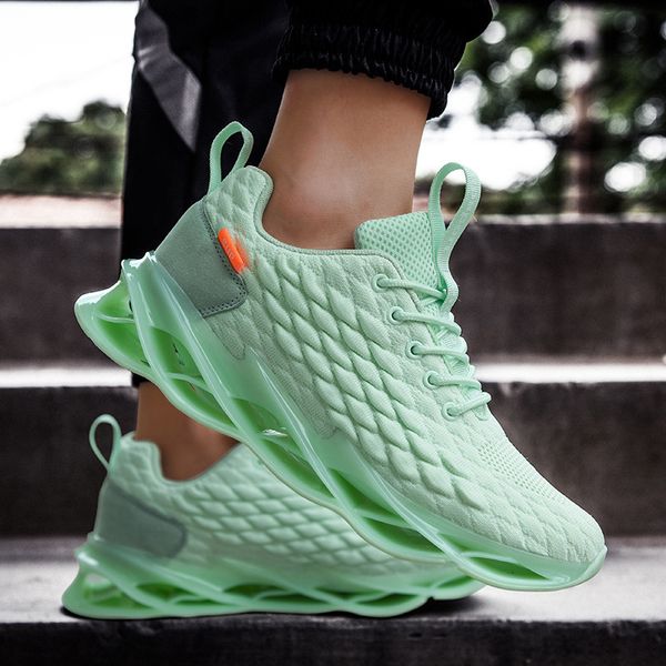 2020 spring men sneakers men casual shoes lace up shoes light-weight sneakers male trend zapatillas hombre, Black
2020 spring men sneakers men casual shoes lace up shoes light-weight sneakers male trend zapatillas hombre, Black