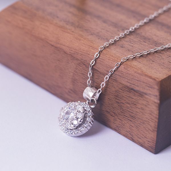 s925 silver pendant fashion personality rotating zircon inlaid korean style trendy full of diamond vibrato
s925 silver pendant fashion personality rotating zircon inlaid korean style trendy full of diamond vibrato