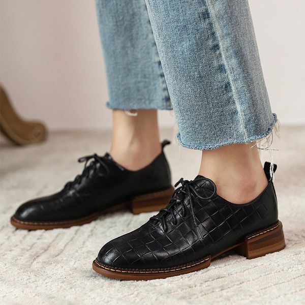 2020 autumn new thick round head lace-up leather fashion semi-high heeled comfortable women's shoes, Black
2020 autumn new thick round head lace-up leather fashion semi-high heeled comfortable women's shoes, Black