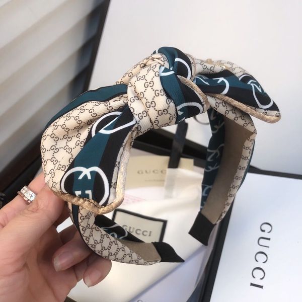 luxury hair hoop silk headband for women summer cool designers knotted headbands head scarf headwraps accessories with box b18, Golden;silver
luxury hair hoop silk headband for women summer cool designers knotted headbands head scarf headwraps accessories with box b18, Golden;silver