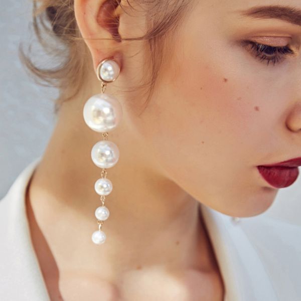 корейский геометрическая падение серьги для женщин белый круглый pearl длинные серьги ювелирных изделий обручи 2020 brincos подарки, Silver
корейский геометрическая падение серьги для женщин белый круглый pearl длинные серьги ювелирных изделий обручи 2020 brincos подарки, Silver