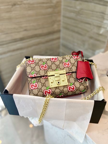 little apple padlock chain handbag handbag wallet backpack main card holder duffle bag women handbags handbag horsebit card holder 2020 new, Silver
little apple padlock chain handbag handbag wallet backpack main card holder duffle bag women handbags handbag horsebit card holder 2020 new, Silver