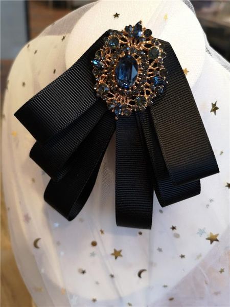 men's fashion bow tie french romantic high-priced sense of versatile exquisite foreign gas collar flower brooch, Blue;purple
men's fashion bow tie french romantic high-priced sense of versatile exquisite foreign gas collar flower brooch, Blue;purple