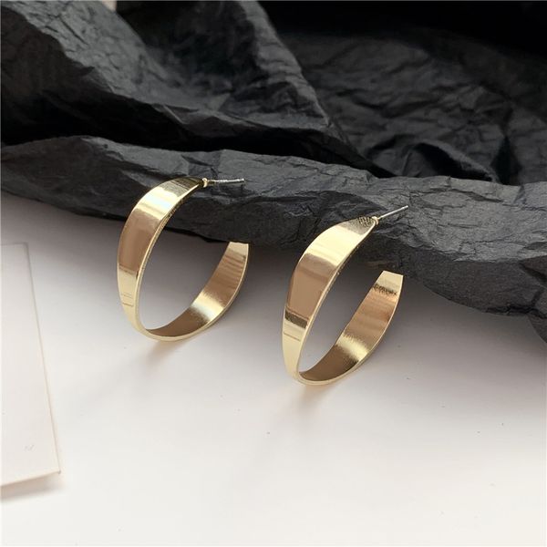 lexie diary 2020 new fashion s925 silver plated stub metal texture c-shape geometric earrings for women accessories jewelry, Golden;silver
lexie diary 2020 new fashion s925 silver plated stub metal texture c-shape geometric earrings for women accessories jewelry, Golden;silver