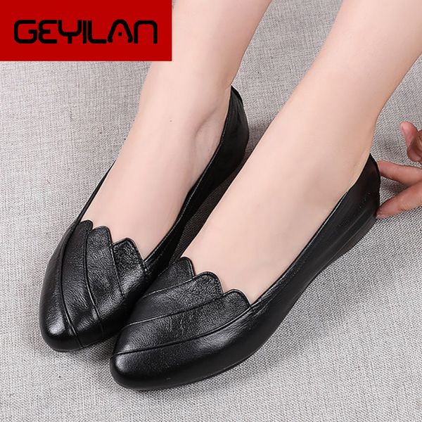 large size 35-43 ladies genuine leather flats women spring shoes 2020 high quelity woman leather loafers, Black
large size 35-43 ladies genuine leather flats women spring shoes 2020 high quelity woman leather loafers, Black