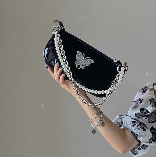 fashion women messenger bag patent leather baguette female bag one shoulder cute underarm black i98u8
fashion women messenger bag patent leather baguette female bag one shoulder cute underarm black i98u8