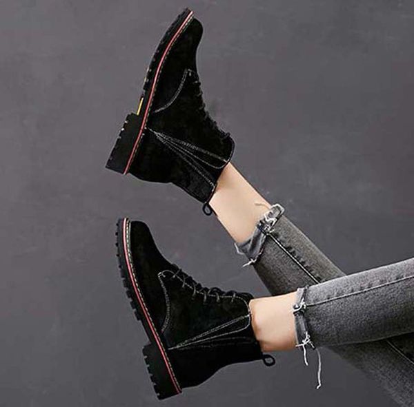 with box man woman sneaker casual shoes trainers high qualit sports shoe size:35-40 05 ph297, Black
with box man woman sneaker casual shoes trainers high qualit sports shoe size:35-40 05 ph297, Black