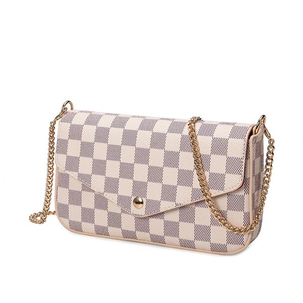 2020 new luxury shoulder messenger bag women's bag three in one envelope three piece set of one mini chain
2020 new luxury shoulder messenger bag women's bag three in one envelope three piece set of one mini chain