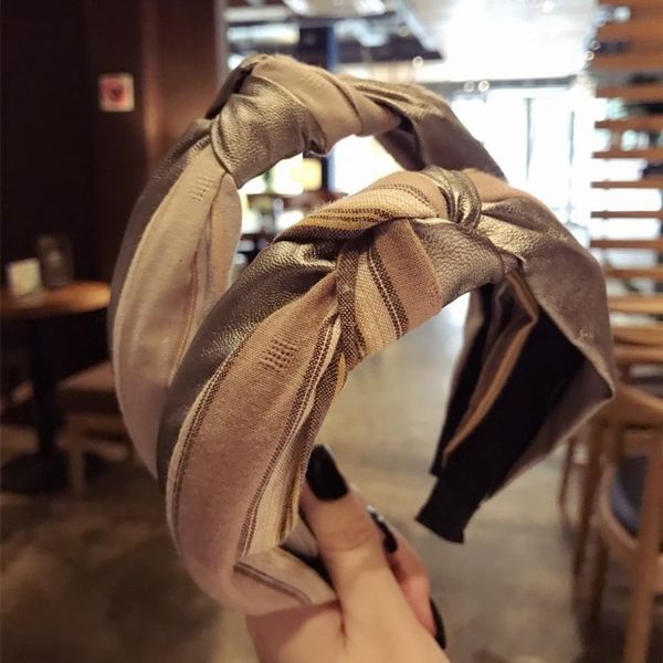 hair accessories simple cross lattice bands fashion pu leather fabric headbands for women classic hoop bezel
hair accessories simple cross lattice bands fashion pu leather fabric headbands for women classic hoop bezel