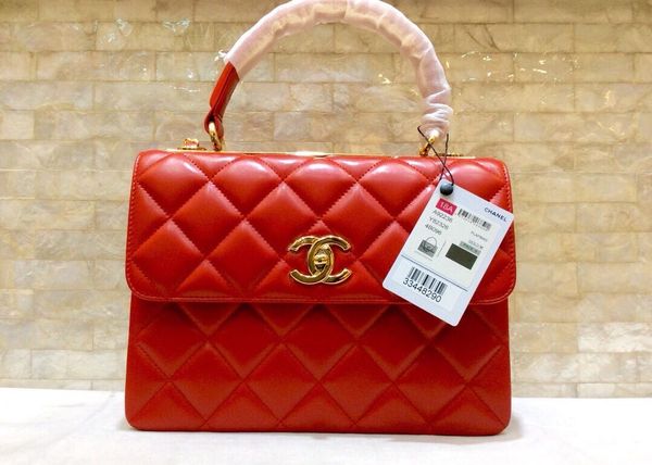 new imported sheepskin sandwich packaging 7a inside and outside high-end sheepskin steel is one of the necessities for volkswagen
new imported sheepskin sandwich packaging 7a inside and outside high-end sheepskin steel is one of the necessities for volkswagen