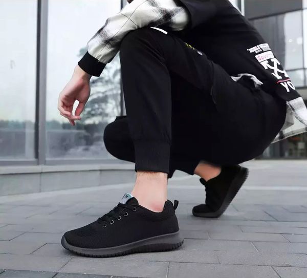 with socks ale fashion running shoes for men women triple black blue breathable trainers classic outdoor casual sports sneaker, White;red
with socks ale fashion running shoes for men women triple black blue breathable trainers classic outdoor casual sports sneaker, White;red
