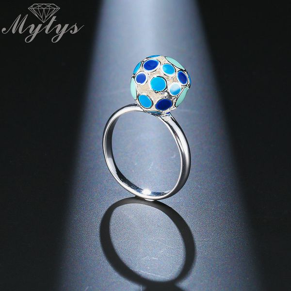 mytys blue color round ball rings fashion party ring for women and girls sphere ring bijouterie gift r1992, Golden;silver
mytys blue color round ball rings fashion party ring for women and girls sphere ring bijouterie gift r1992, Golden;silver