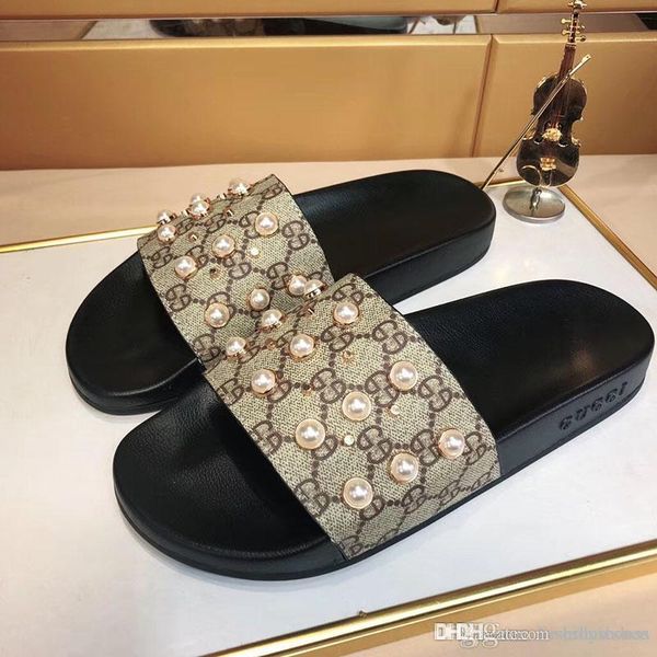 summer men's slippers 2020 luxury slippers street fashion men's sandals outdoor beach sandals for men and women, Black 
summer men's slippers 2020 luxury slippers street fashion men's sandals outdoor beach sandals for men and women, Black