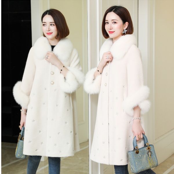 2020 winter new fashion women natural sheep shearing fur jacket long white warm coat fur female winter jackets, Black
2020 winter new fashion women natural sheep shearing fur jacket long white warm coat fur female winter jackets, Black