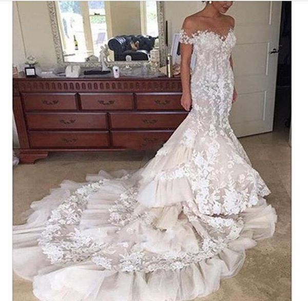 2020 lace stunning illusion wedding dresses off the shoulder tulle vintage court train bridal gowns plus size mermaid bride party dress, White
2020 lace stunning illusion wedding dresses off the shoulder tulle vintage court train bridal gowns plus size mermaid bride party dress, White