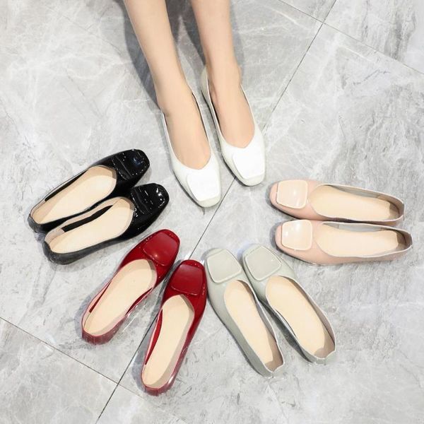 2020 spring and autumn single shoes women's flat bottom leather patent leather flat bottom square toe shoes women, Black
2020 spring and autumn single shoes women's flat bottom leather patent leather flat bottom square toe shoes women, Black