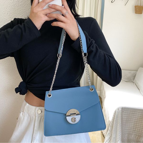 2020 chain strap solid color women pu leather handbags fashion brand designer lady's shoulder crossbody bag women's handbag
2020 chain strap solid color women pu leather handbags fashion brand designer lady's shoulder crossbody bag women's handbag