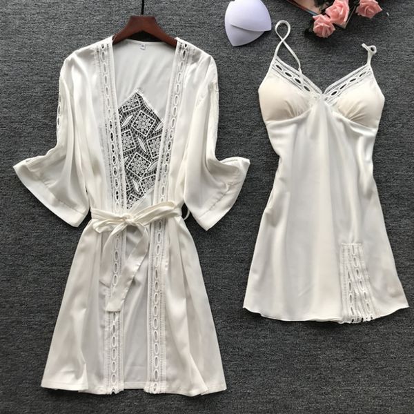 women pajamas 2 pieces satin sleepwear pijama silk home wear home clothing embroidery sleep lounge pyjama with chest pads, Black;red
women pajamas 2 pieces satin sleepwear pijama silk home wear home clothing embroidery sleep lounge pyjama with chest pads, Black;red