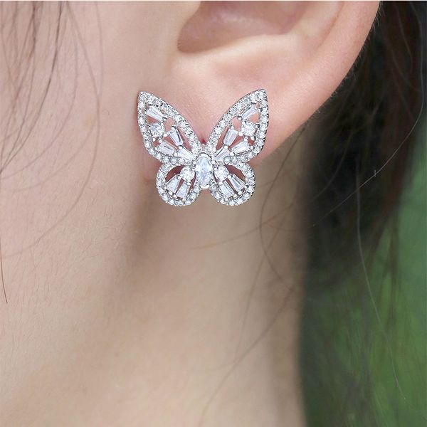Junerain Brand Gorgeous Bow Women Stud Earring Micro Pave CZ Zircon Stone Noble Female Wedding Ceremony Party Romantic Earrings Jewelry
Junerain Brand Gorgeous Bow Women Stud Earring Micro Pave CZ Zircon Stone Noble Female Wedding Ceremony Party Romantic Earrings Jewelry
