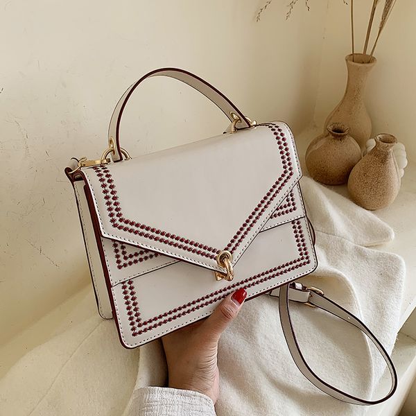 shoulder bags vintage fashion female rivet tote bag 2021 pu leather women's designer handbag lock messenger
shoulder bags vintage fashion female rivet tote bag 2021 pu leather women's designer handbag lock messenger