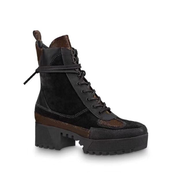 world tour desert boot women boots platform boot spaceship ankle boots 5cm heel flamingos medal martin boots heavy duty soles with box, Black
world tour desert boot women boots platform boot spaceship ankle boots 5cm heel flamingos medal martin boots heavy duty soles with box, Black